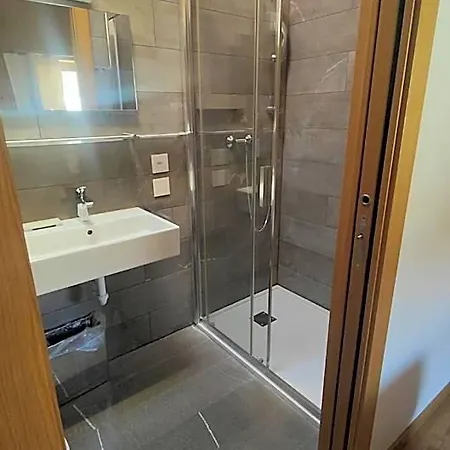 Hotelski Hotel