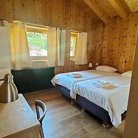 Hotelski Hotel *